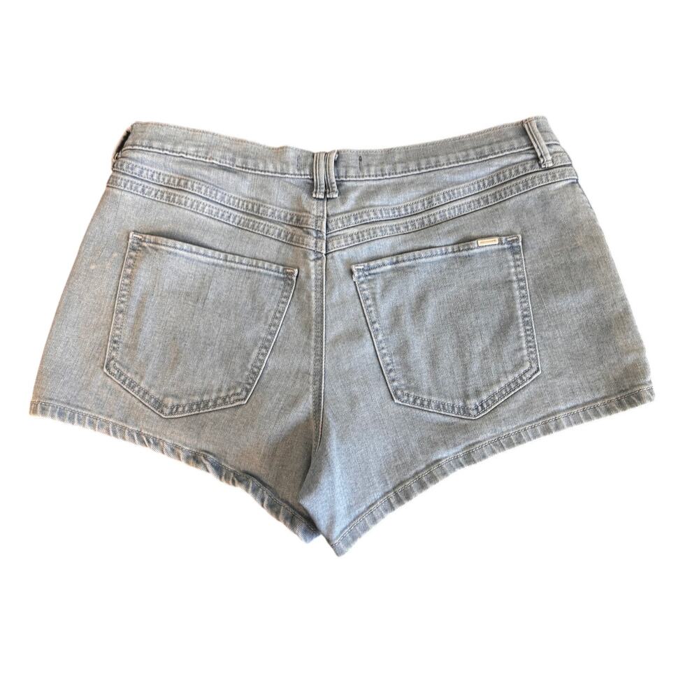 Abercrombie & Fitch Women's Light Wash High Rise Denim Shorts Size 31 - Picture 3 of 6